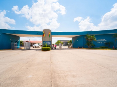 CASA EN VENTA, EN CONDOMINIO LA FONTANA FAMILY CLUB, ZONA NORTE