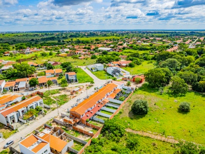 HERMOSA CASA DE 2 PLANTAS EN VENTA- $US 82.000.-