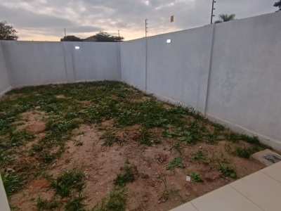 Casa en Venta o anticretico Ubicación: Zona Este Urb. El Trapiche 3