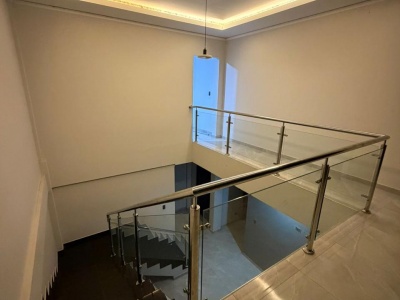 CASA COMERCIAL
