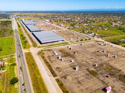 INVERTI EN 4 LOCALES COMERCIALES A PRECIO DE OCASION CENTRO DE COMPRAS MONUMENTAL NORTE