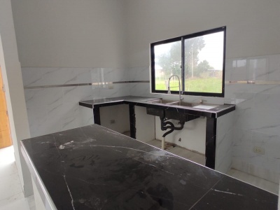 CASA A ESTRENAR EN ANTICRETICO