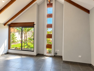 CASA EN VENTA - FINAL CUMAVI 9NO ANILLO - URB. ROSAS DEL ESTE - ZONA SUR