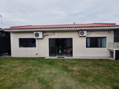 CASA EN VENTA  - URB . VALPARAISO