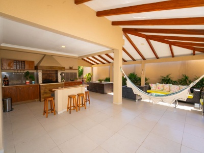Hermosa y Cómoda Casa en Venta en Colinas del Urubo Sector I