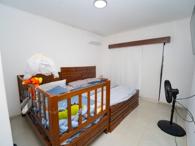 CASA DE 4 DORMITORIOS EN VENTA AV CUMAVI 8vo ANILLO