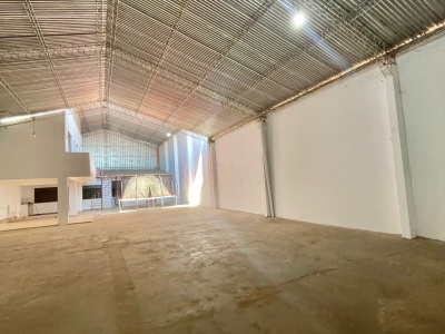 GALPON COMERCIAL EN ALQUILER
