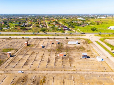 INVERTI EN 4 LOCALES COMERCIALES A PRECIO DE OCASION CENTRO DE COMPRAS MONUMENTAL NORTE