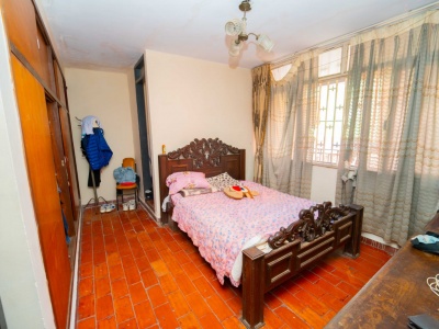 CASA COMERCIAL EN VENTA - ZONA LOS POZOS