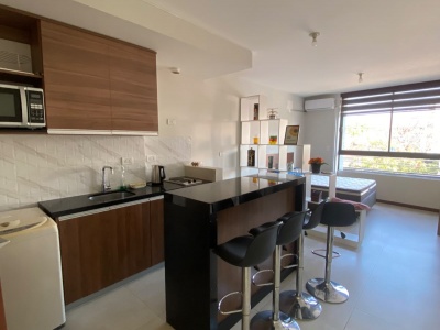 Departamento monoambiente, amoblado Edificio AGUAZU II Piso 1, Av. Busch