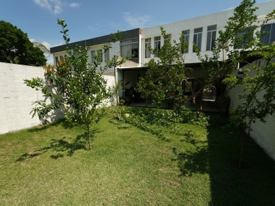 CASA DE DOS PLANTAS EN VENTA