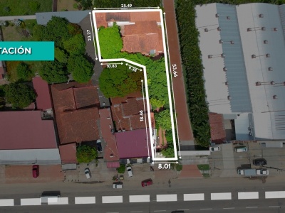 AMPLIA CASA EN VENTA, SOBRE AVENIDA BANZER, DE 772.25 M2, ZONA NORTE