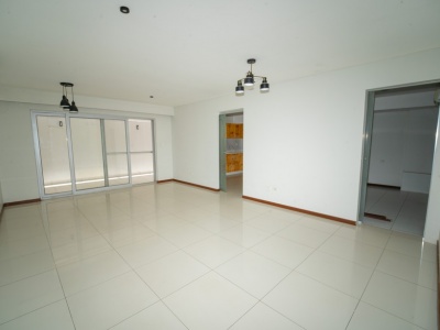 Impecable Departamento de 2 dormitorios en Venta en Zona Norte Av. Alemana