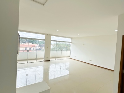 Depto de 180m2 Condominio Florencia