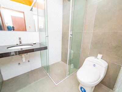 CASA DE 3 DORMITORIOS EN VALLE SANCHEZ BS. 430.000.-