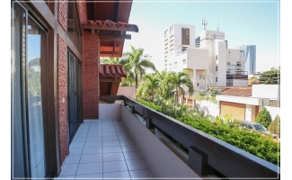 Casa Lujosa en Sirari