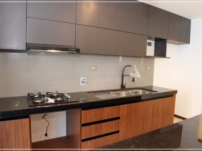 Casa 3 dormitorios Barrio Oriental (zona 4to anillo entre Canal Isuto y Radial 26)