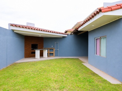 EN VENTA EN ESQUINA LOTE CON CASA DE 2 D. ZONA ESTE