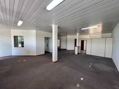 ALQUILER DE EDIFICIO EMPRESARIAL