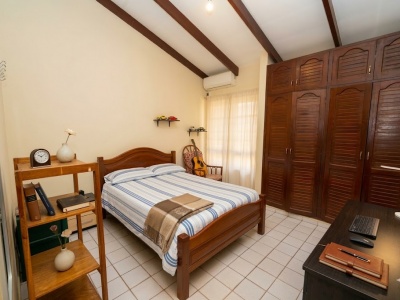 Casa en alquiler colegio Caritas