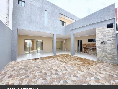 CASA A ESTRENAR SOBRE AV. DOBLE VIA LA GUARDIA