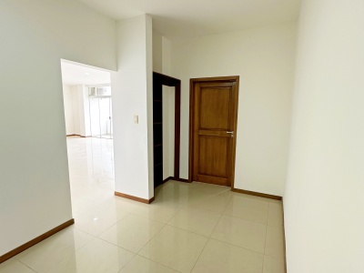 Depto de 180m2 Condominio Florencia