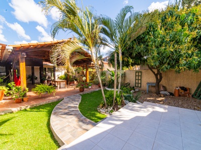 Casa en venta de 4 dormitorios condominio Bella Vista zona Este