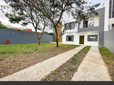 CASA A ESTRENAR SOBRE AV. DOBLE VIA LA GUARDIA