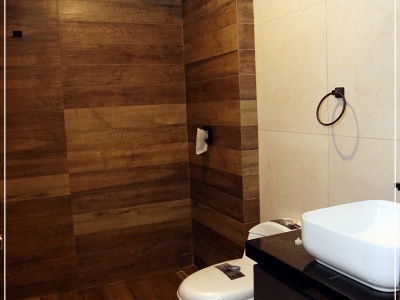 Casa 3 dormitorios Barrio Oriental (zona 4to anillo entre Canal Isuto y Radial 26)