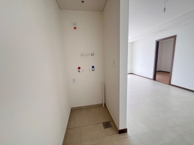 EN VENTA DEPARTAMENTO DE 2 DORM MACORORO 16/17
