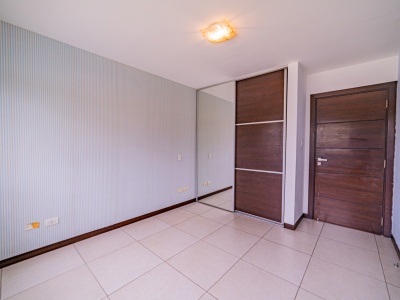 DEPARTAMENTO EN VENTA DE 3 DORMITORIOS AV SAN AURELIO