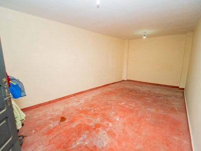 CASA COMERCIAL EN VENTA - ZONA LOS POZOS