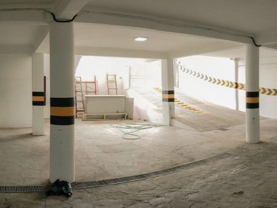 LOCAL COMERCIAL EN ALQUILER - CENTRO DE LA CIUDAD con parqueo propio
