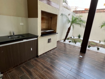 CASA EN VENTA AV SANTOS DUMONT
