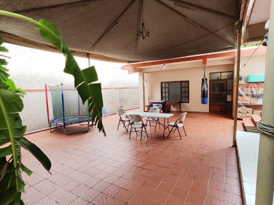 CASA INDEPENDIENTE DE 4 HABITACIONES EN ALQUILER EN ZONA ESTE
