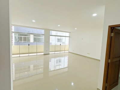 Depto de 170m2 Condominio Florencia