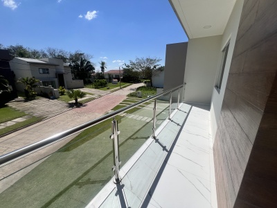 CASA DE 4 DORMITORIOS EN VENTA EN EL URUBO VILLA BONITA