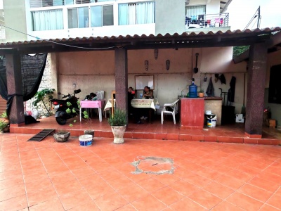 CASA EN VENTA, ZONA EL ABASTO ANTIGUO