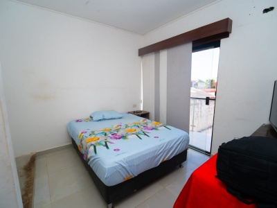 CASA DE 4 DORMITORIOS EN VENTA AV CUMAVI 8vo ANILLO