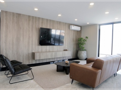 Monoambiente edificio Domus Tower (zona 2do anillo y Equipetrol)
