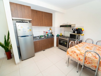 DEPARTAMENTO DE DOS DORMITORIOS Y GARAJE EN VENTA